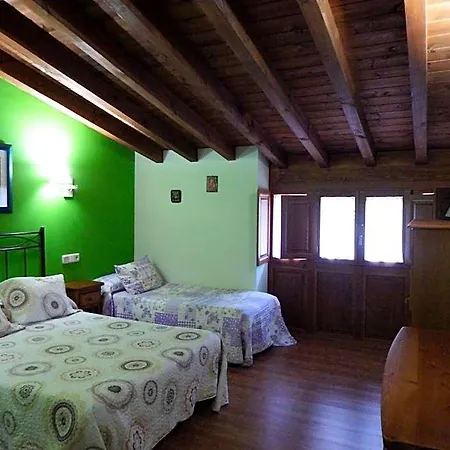 Hotel La Casuca Del Esbardu Vilde