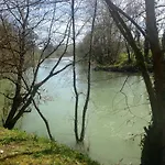 فندق La Casuca Del Esbardu